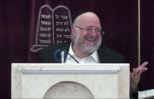 החודש הזה אתם הולכים לראות ניסים ונפלאות! – הרב ברוך רוזנבלום בקטע מרגש על חודש ניסן