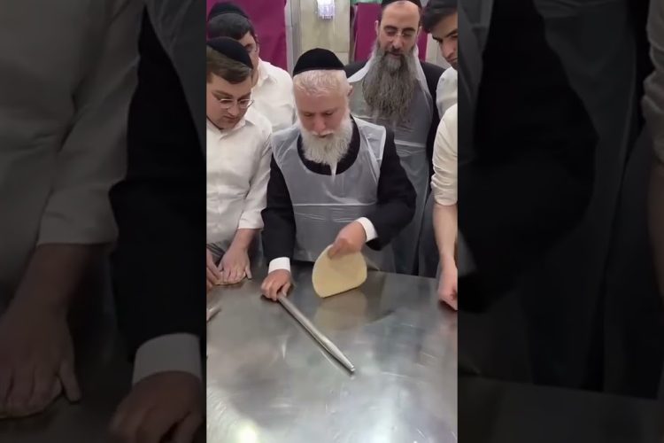 המשפיע(נ)ים | ענבר כספי: “נחשפתי לפרשת השבוע, והחלטתי להעביר את זה הלאה”